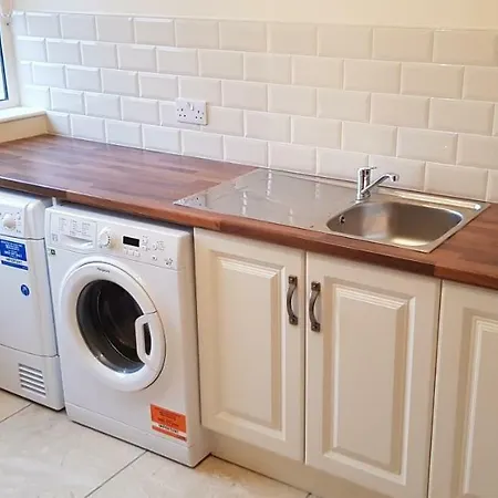 3 Bedroom Newly Furnished Holiday home Cork