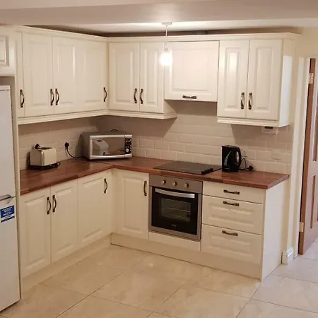 3 Bedroom Newly Furnished